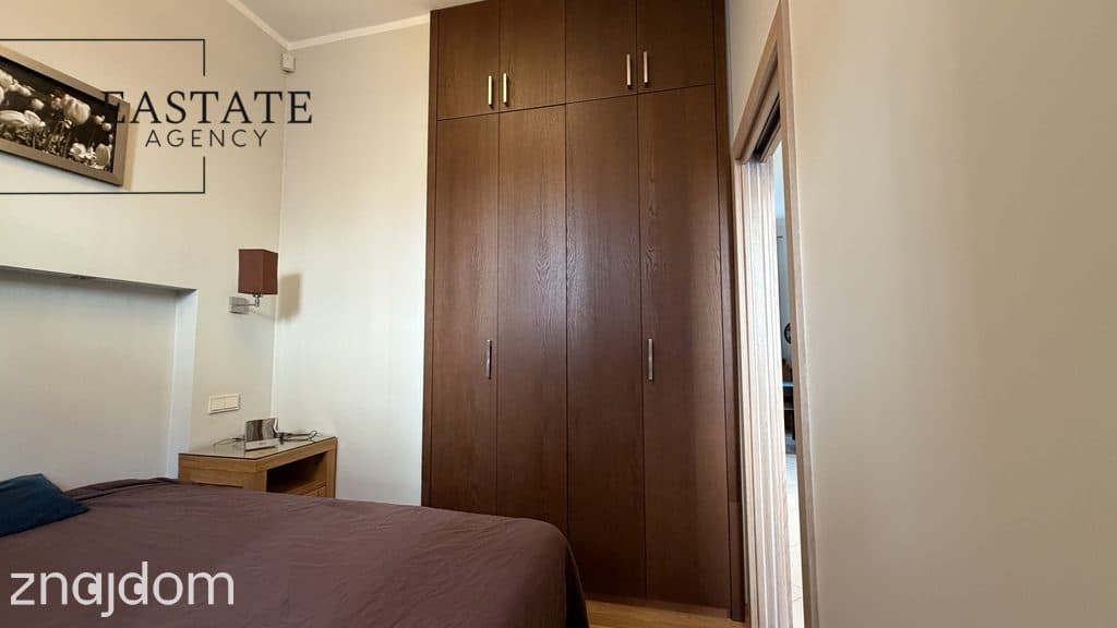 Elegancki apartament przy Krakowskim Przedmieściu - zdjęcie 7