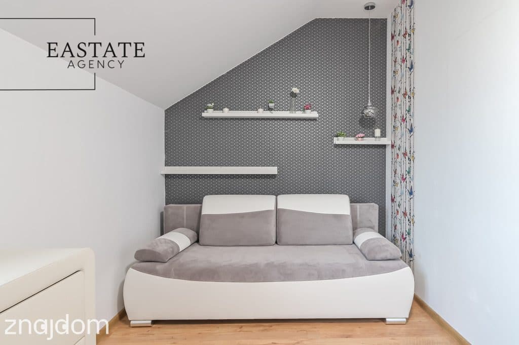 Przestronny dom 92 m² z ogródkiem i tarasem - zdjęcie 17