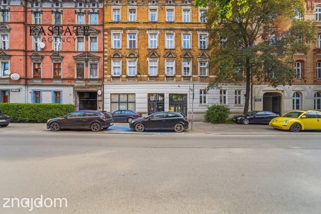 Dwupoziomowe stylowe mieszkanie w centrum Bytomia - zdjęcie 16