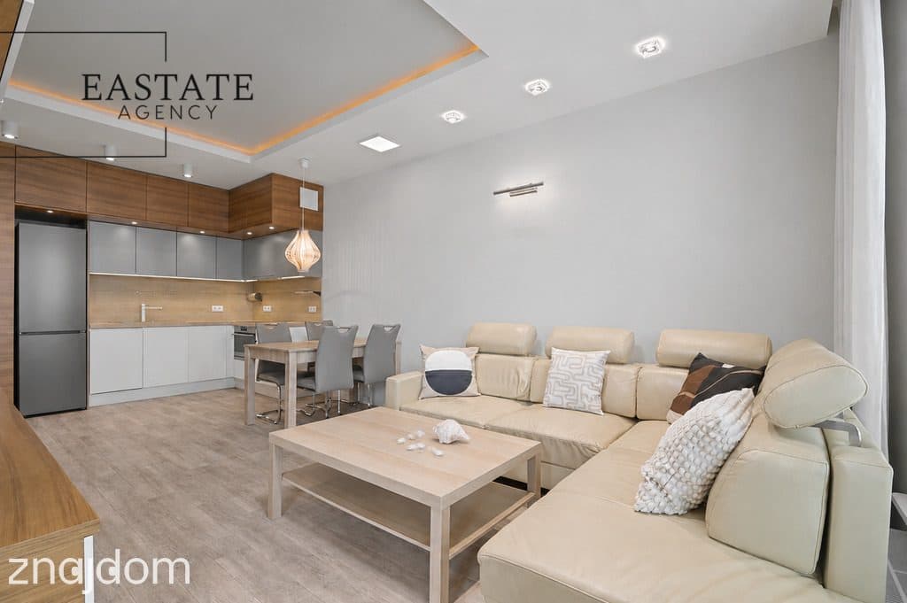 Funkcjonalny apartament blisko molo - zdjęcie 16