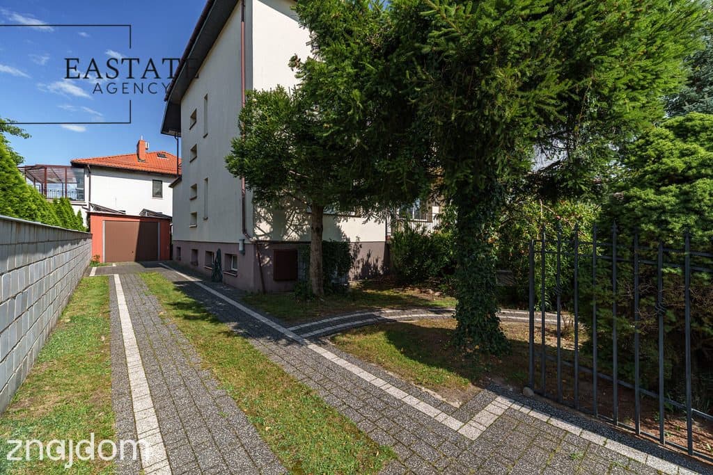 Dom wolnostojący 200 m² z fotowoltaiką i garażem - zdjęcie 5