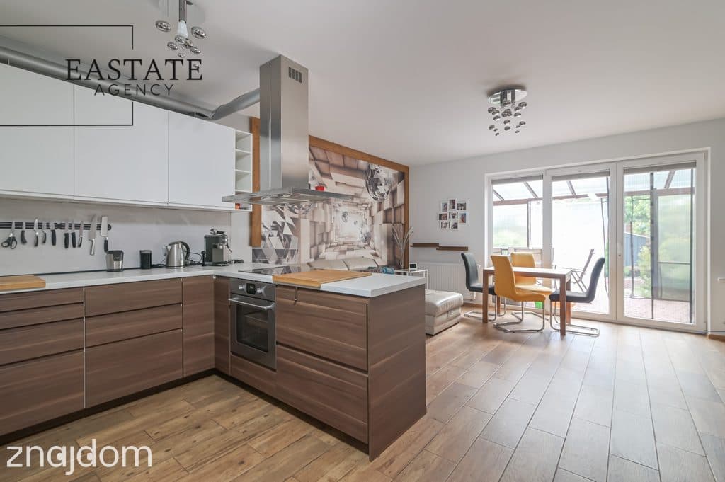 Przestronny dom 92 m² z ogródkiem i tarasem