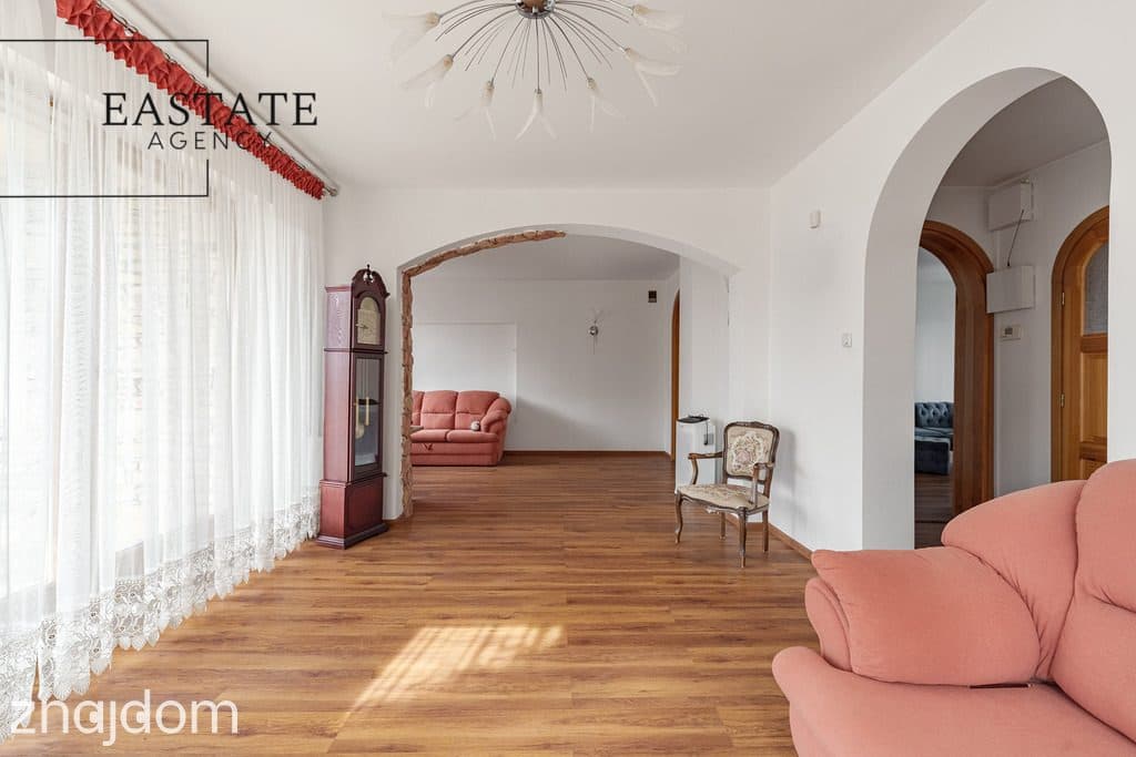 Dom 300 m² po remoncie | 4 tarasy | działka 700 m² - zdjęcie 9