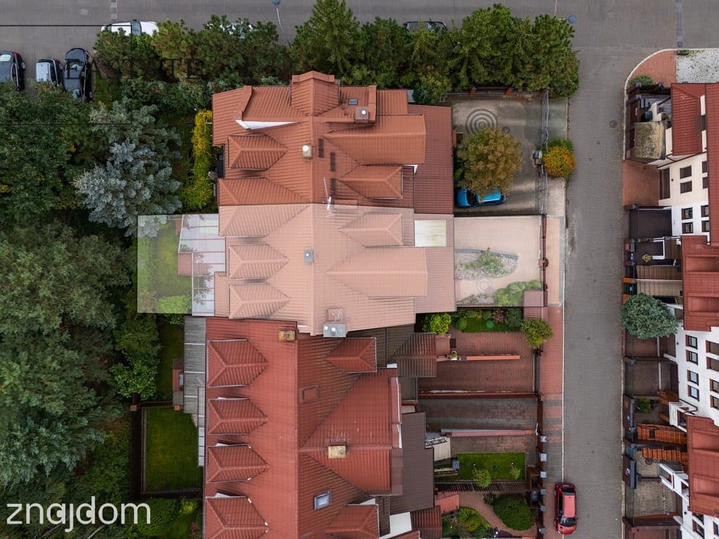 Urokliwy Dom | 15 min do centrum | 3 łazienki | garaż - zdjęcie 9