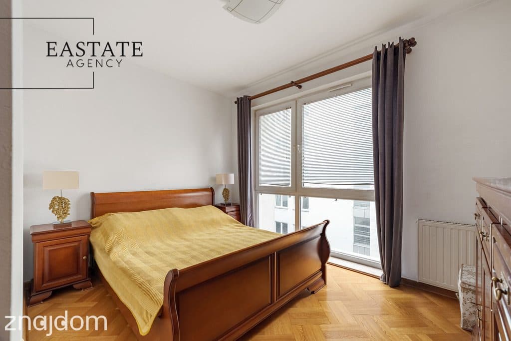 102 m², 4 pokoje, loggia, garaż, dwie łazienki - zdjęcie 4