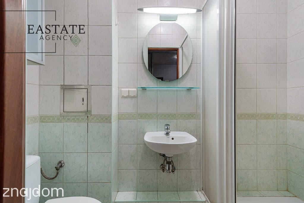 102 m², 4 pokoje, loggia, garaż, dwie łazienki - zdjęcie 13