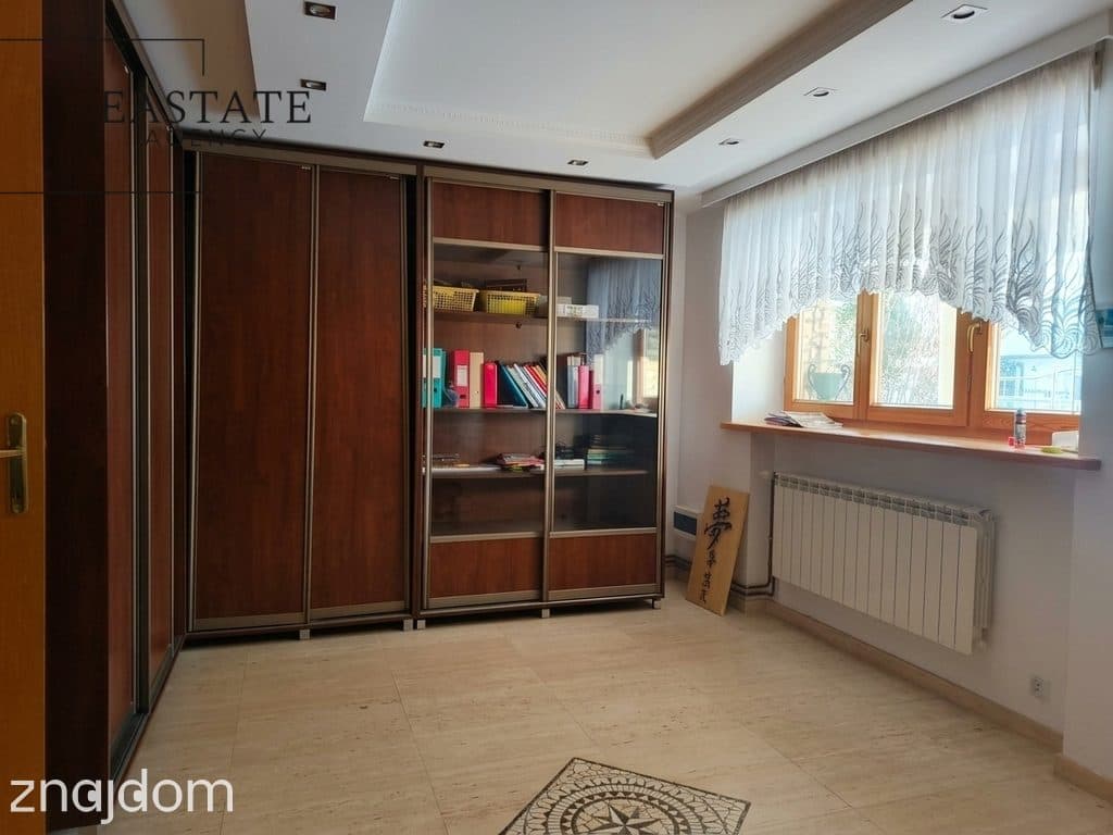 Dom 300 m² po remoncie | 4 tarasy | działka 700 m² - zdjęcie 10