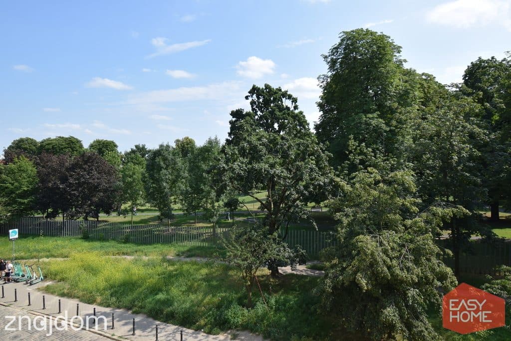 Przestronna kawalerka z widokiem na park! - zdjęcie 8
