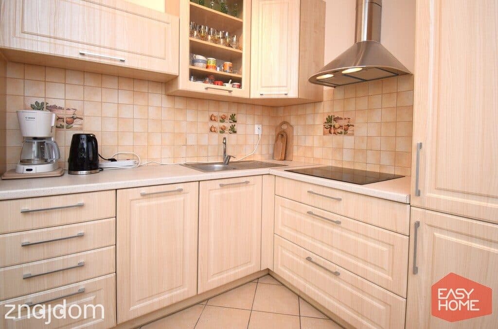 Ładne , 2 pokojowe,, balkon, 46 m2, os. Batorego - zdjęcie 3