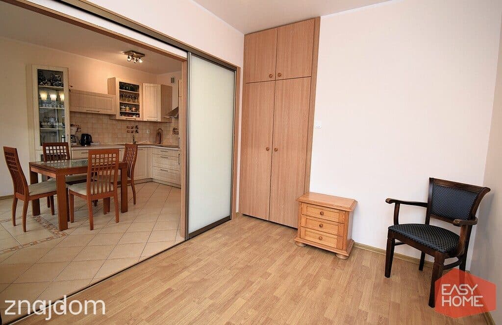 Ładne , 2 pokojowe,, balkon, 46 m2, os. Batorego - zdjęcie 10
