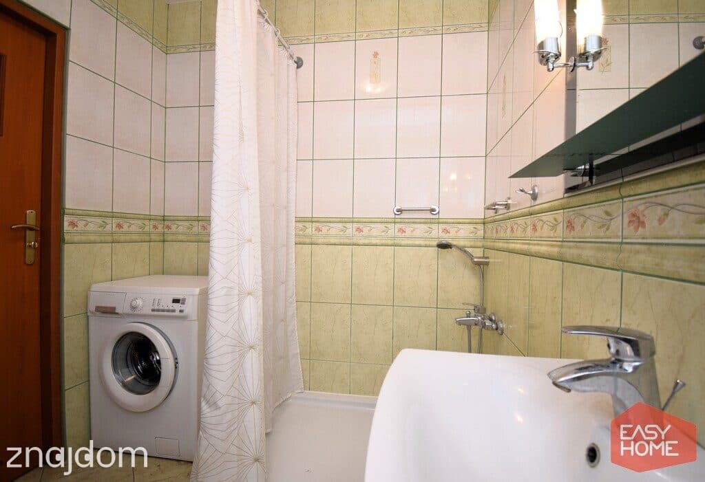 Ładne , 2 pokojowe,, balkon, 46 m2, os. Batorego - zdjęcie 16