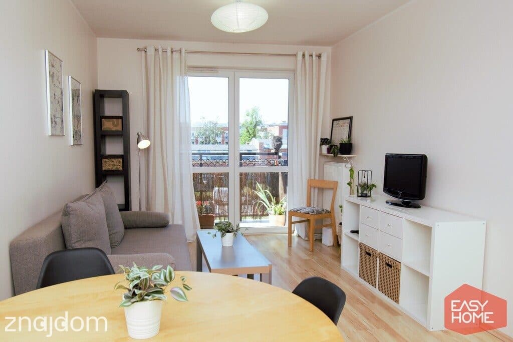 Ładne, 2 pokojowe, balkon, garaż 44 m2, na wynajem - zdjęcie 2