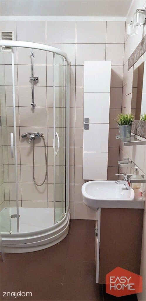 Ładne, 2 pokojowe, balkon, garaż 44 m2, na wynajem - zdjęcie 14