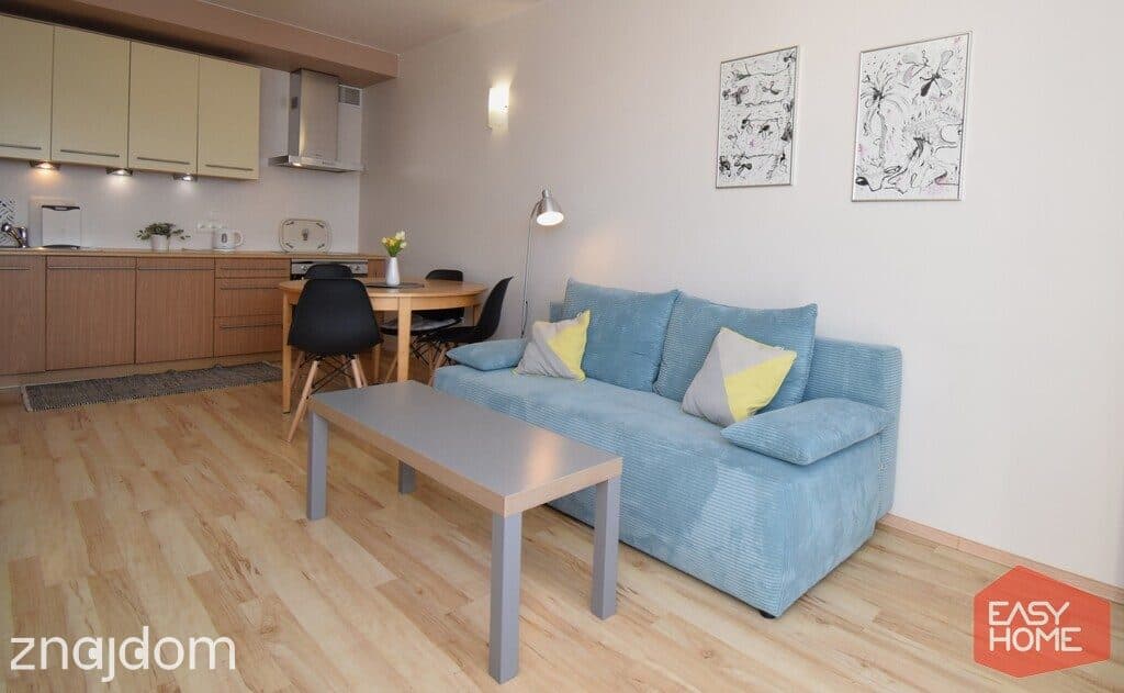 Ładne, 2 pokojowe, balkon, garaż 44 m2, na wynajem - zdjęcie 4