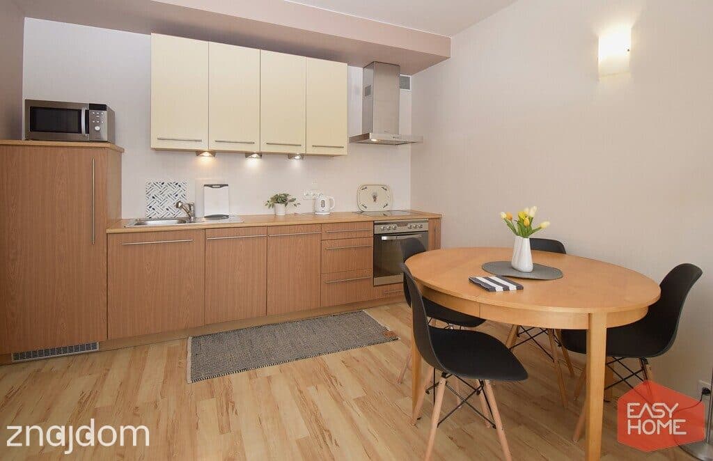 Ładne, 2 pokojowe, balkon, garaż 44 m2, na wynajem - zdjęcie 11