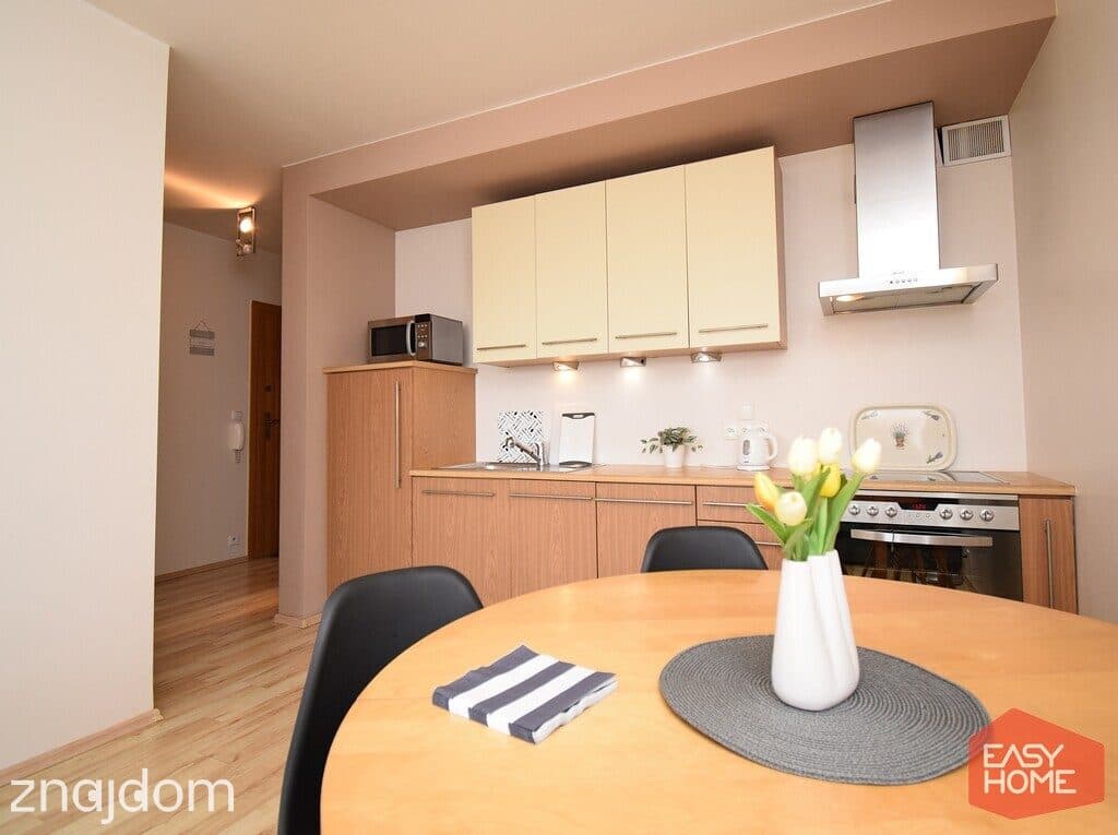 Ładne, 2 pokojowe, balkon, garaż 44 m2, na wynajem - zdjęcie 13
