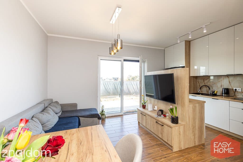 Dom z sypialnią na parterze + 3 na piętrze, 73 m2.