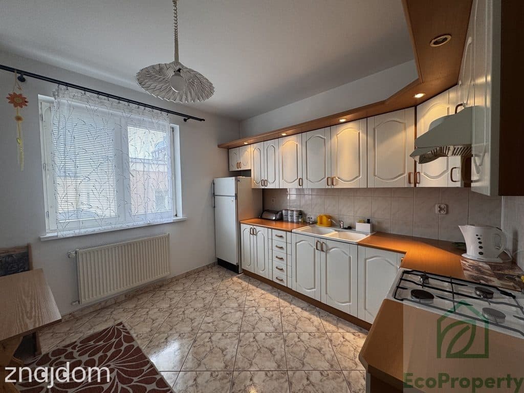 Duże mieszkanie+miejsce postojowe, balkon, piwnica - zdjęcie 4