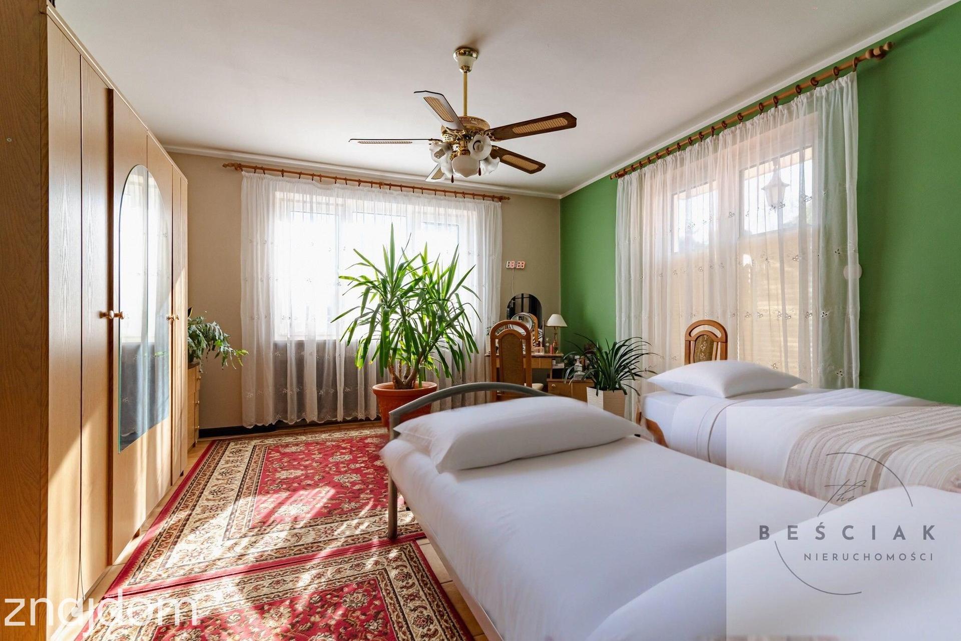 🏨 DOM INWESTYCYJNY Z 4 NIEZALEŻNYMI LOKALAMI - zdjęcie 15