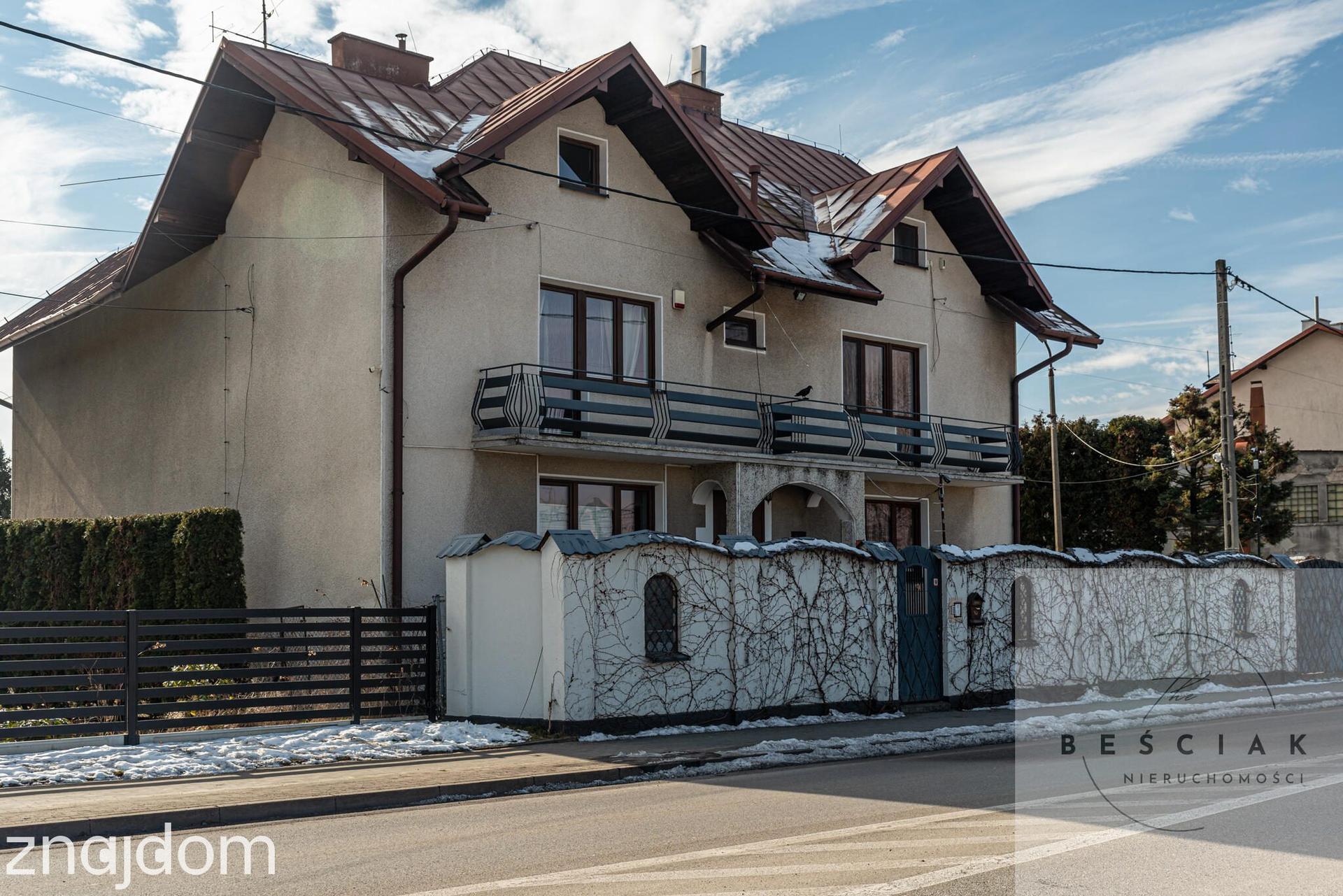 🏨 DOM INWESTYCYJNY Z 4 NIEZALEŻNYMI LOKALAMI - zdjęcie 4