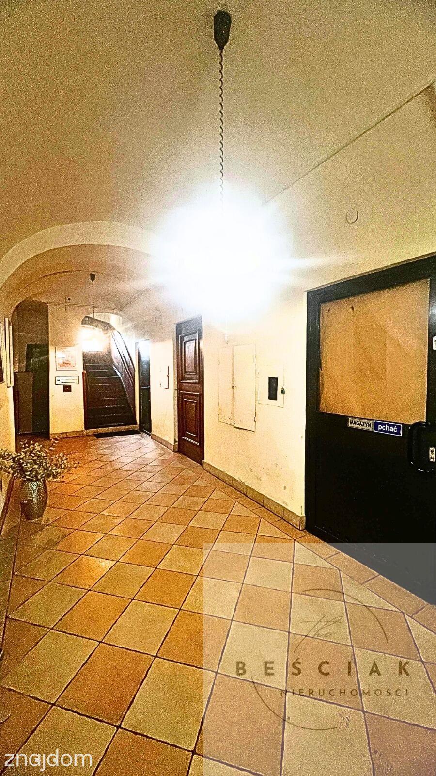 Lokale biurowe do wynajęcia – centrum miasta, ul. Bernardyńska 19 - zdjęcie 13