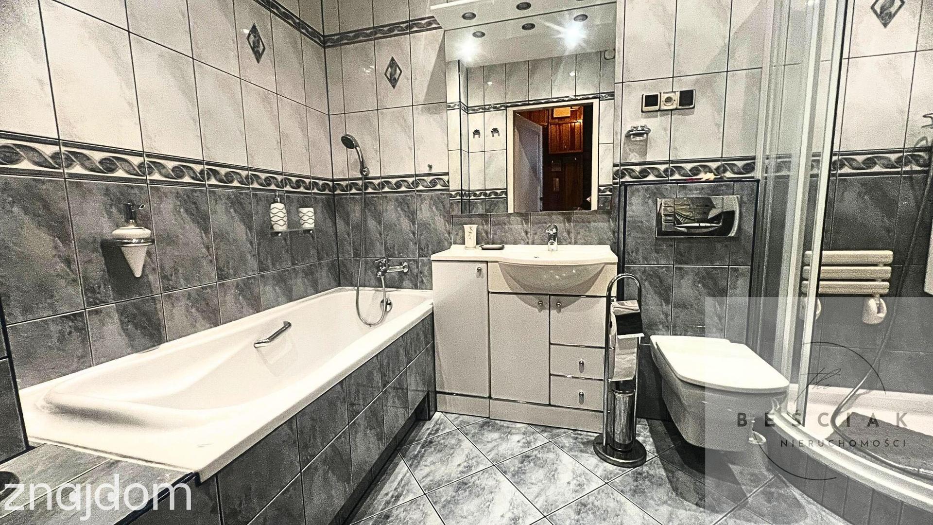 Na sprzedaż dwupoziomowe mieszkanie w kamienicy | ul. Sowińskiego, Tarnów | ok. 130 m² - zdjęcie 3