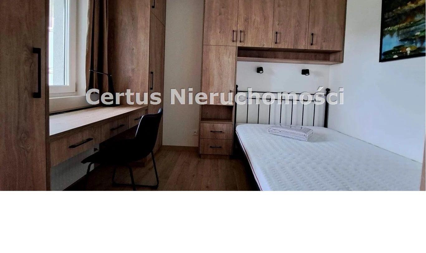 Mieszkanie na wynajem w centrum - zdjęcie 2