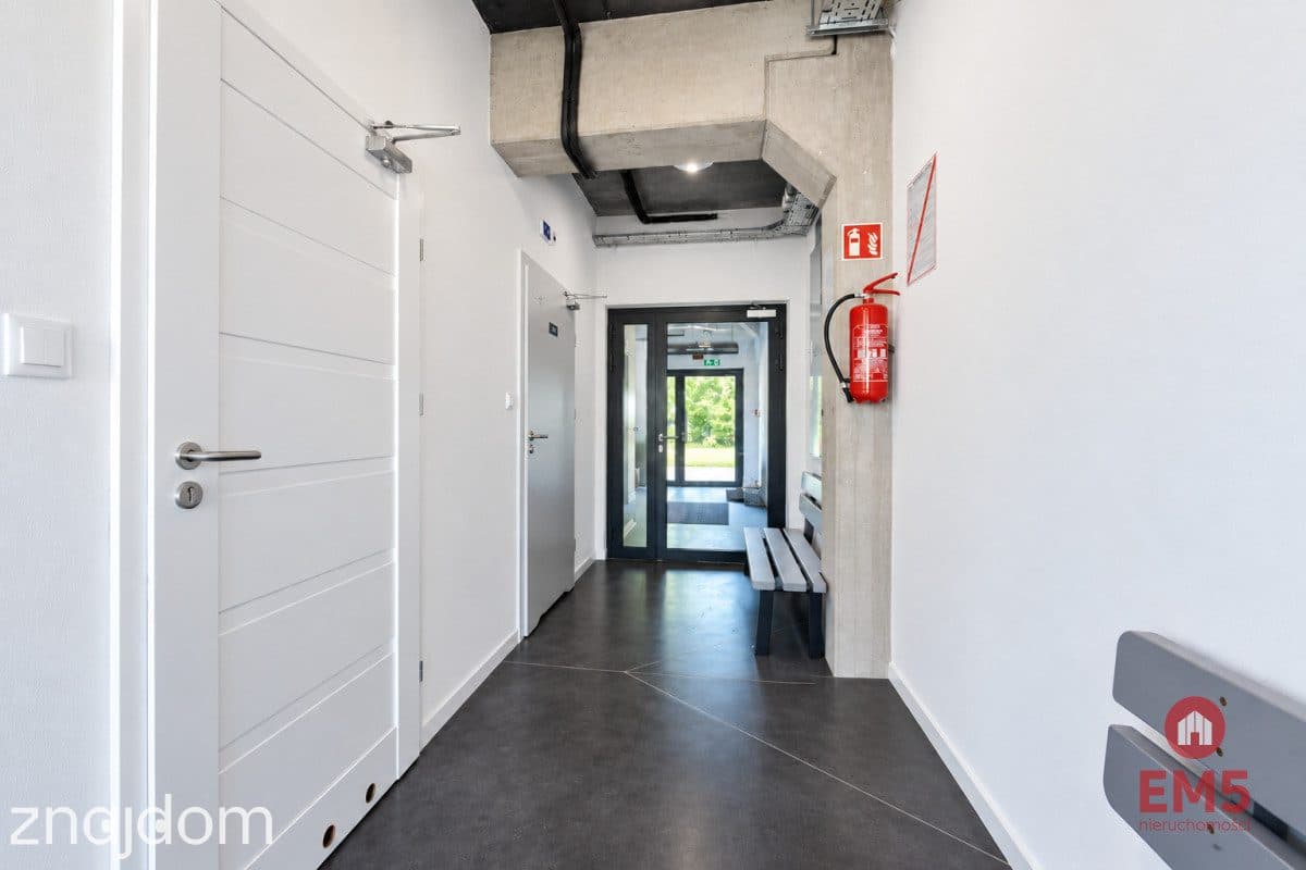 lokal 210 m2 - sport, fitness, sala ćwiczeń - zdjęcie 3
