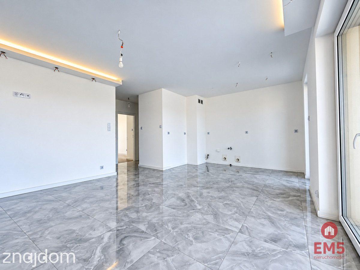 Mieszkanie 80 m² | 4 pokoje | Duży balkon - zdjęcie 2