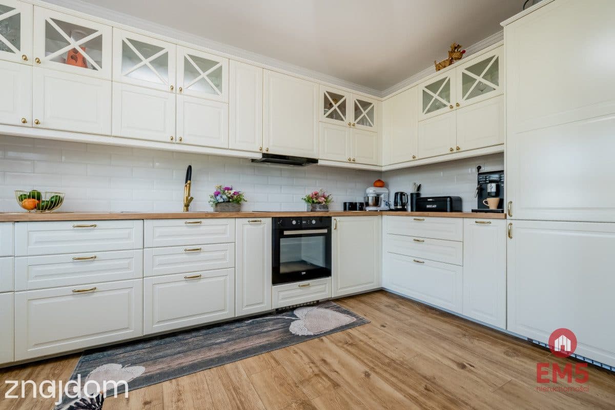 Wyjątkowy dom jednorodzinny 140 m² do wprowadzenia - zdjęcie 9
