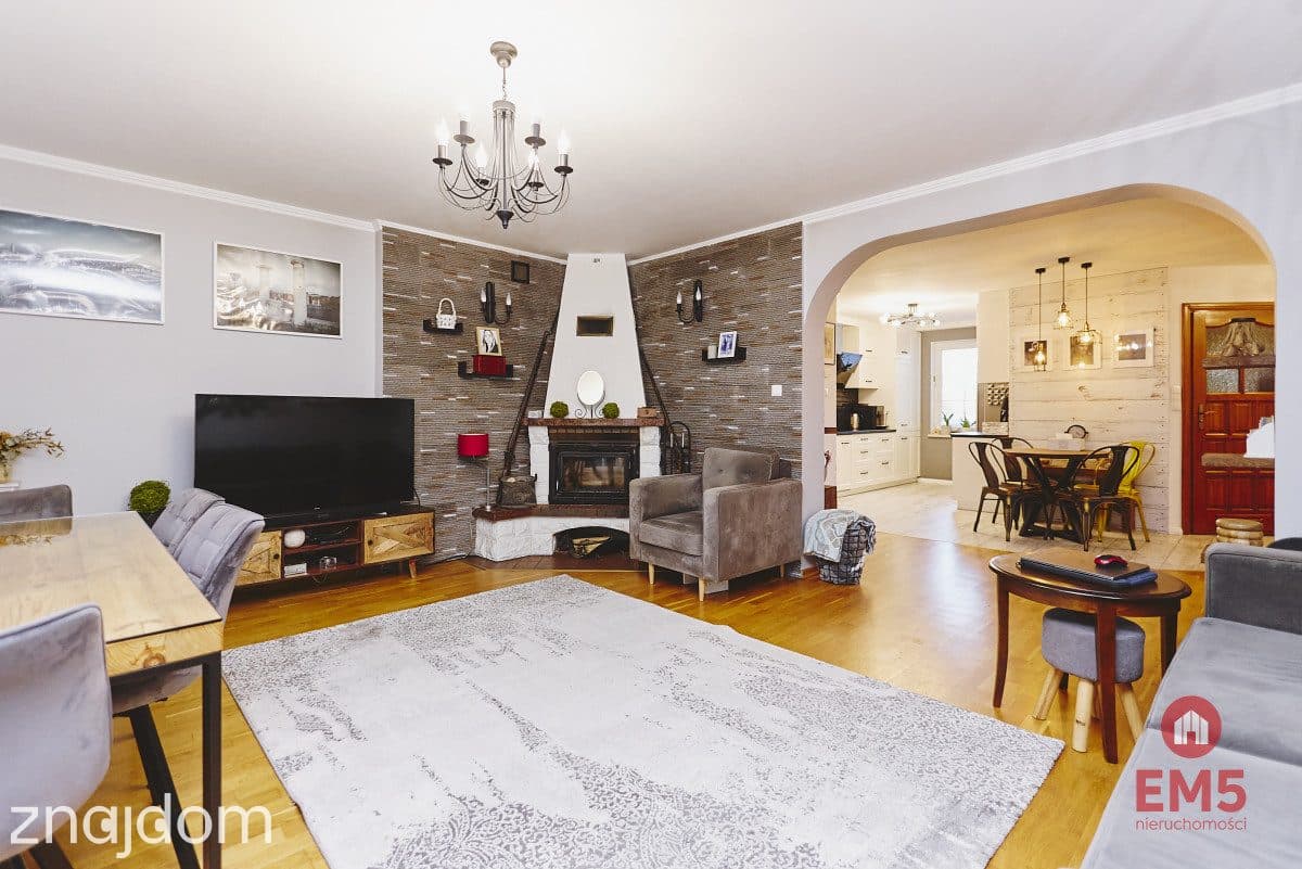 Dom 247 m², 9 pokoi, garaż i sauna – Suwałki
