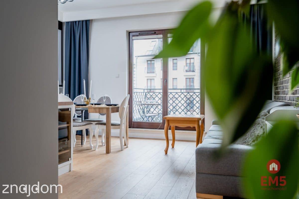 Apartament premium z kinem domowym – Młynowa