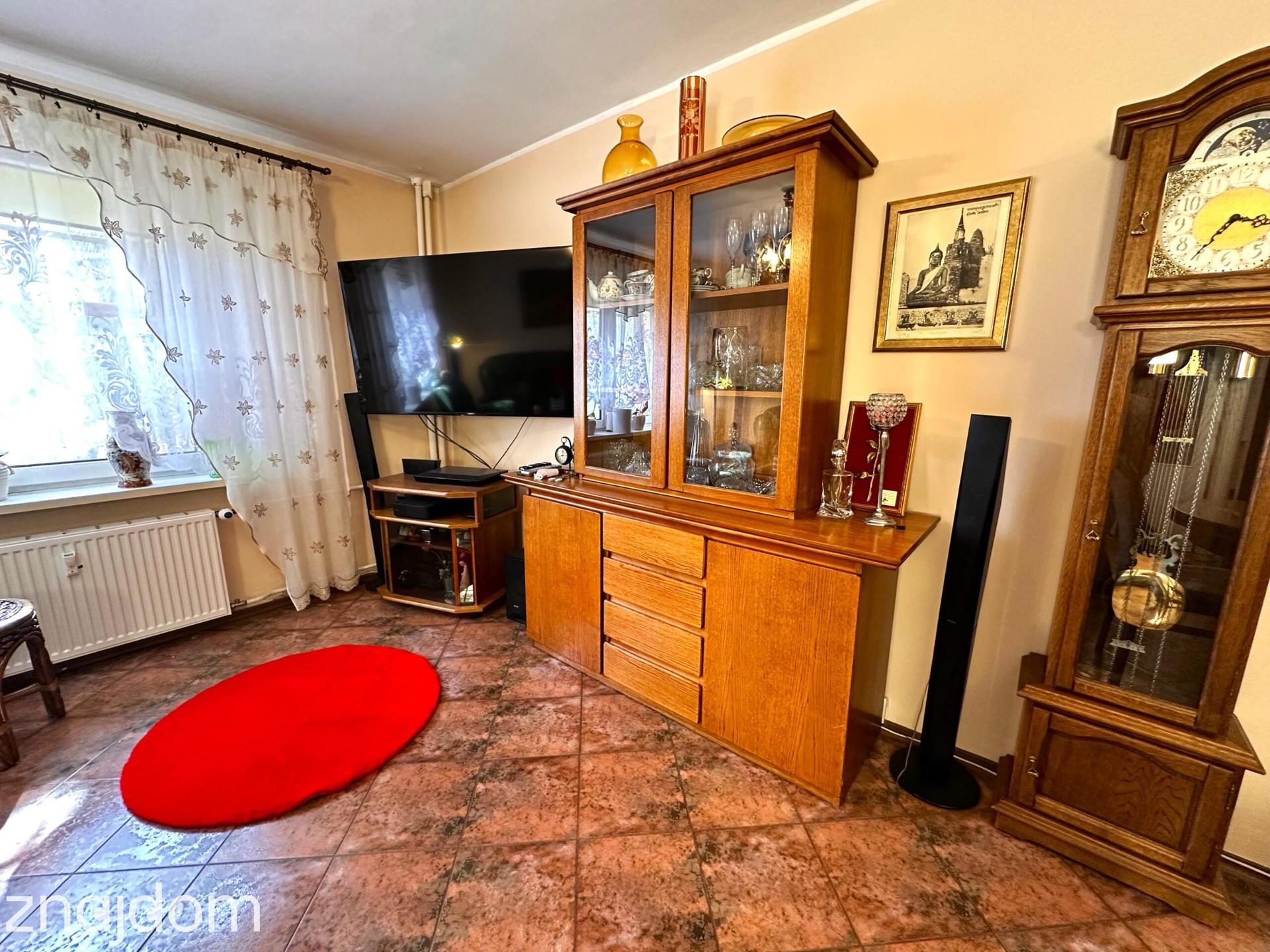 Dobra lokalizacja ! - 3/5 pokoje /79 m - zdjęcie 5