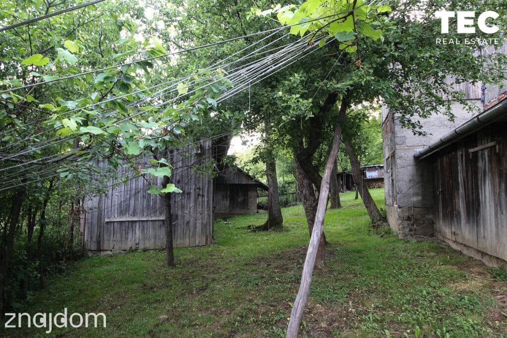 Gospodarstwo z domem i zabudowaniami – 2,51 ha - zdjęcie 8