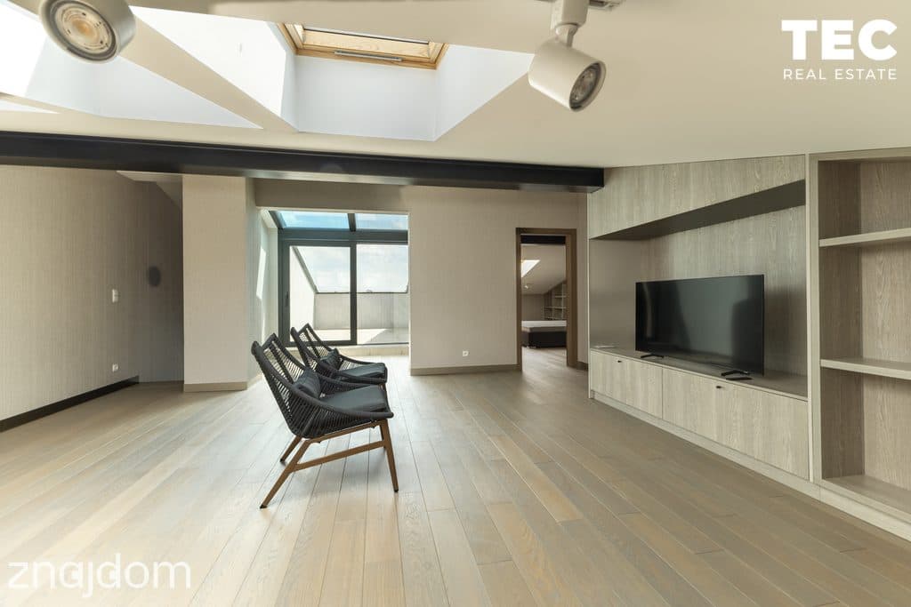 Dwupoziomowy apartament premium z widok na Wawel - zdjęcie 7
