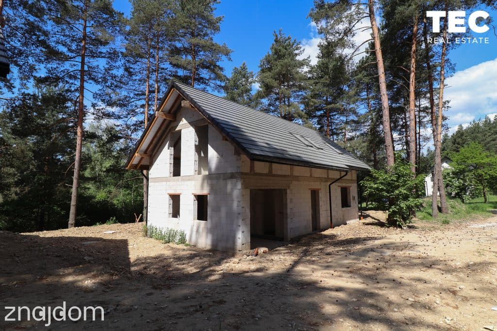 Dom wolnostojący z lasem, 141m2
