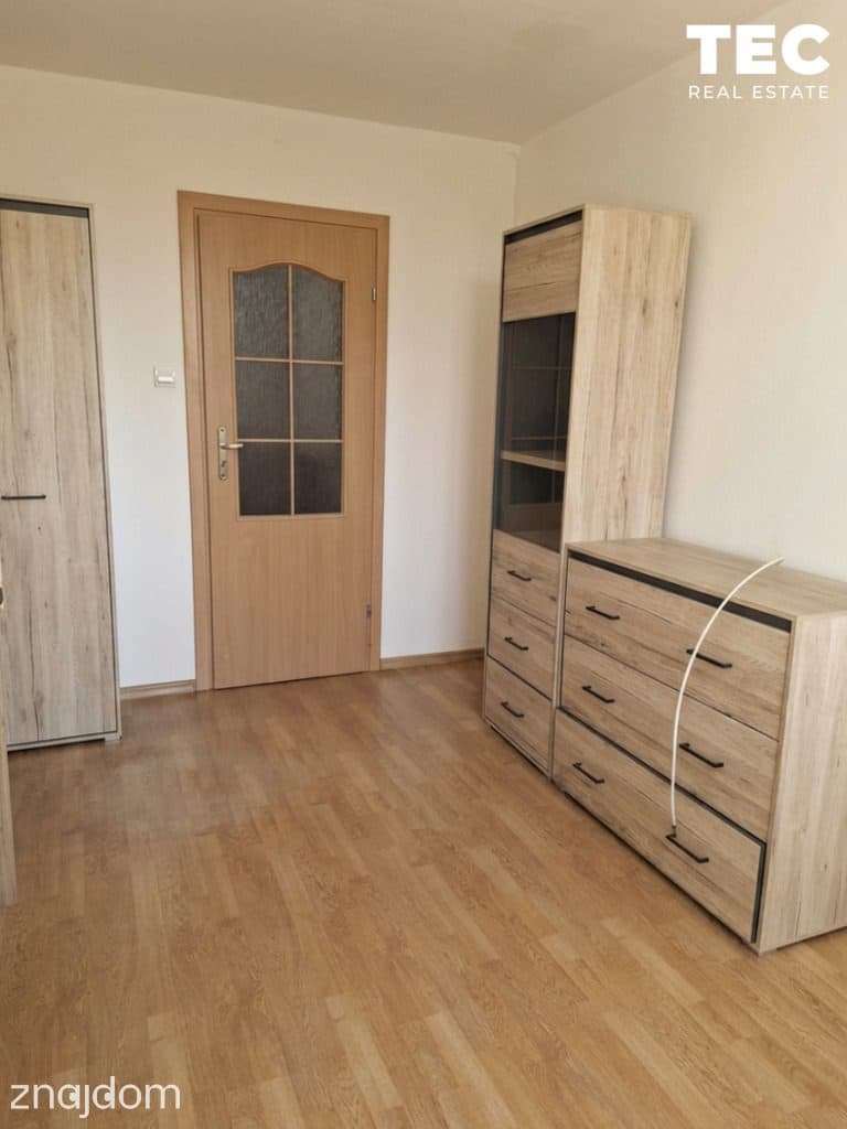 2 pokoje na Sadybie - zieleń, balkon i piwnica - zdjęcie 2