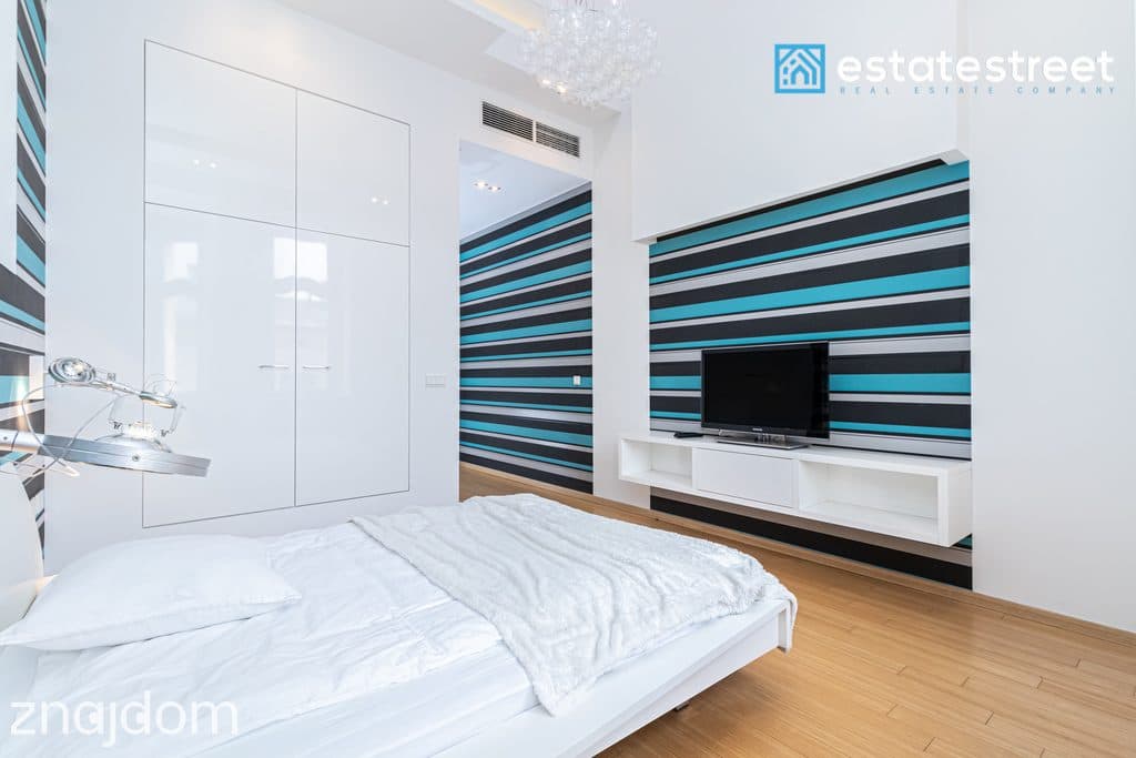 Ekskluzywny apartament z basenem i sauną w centrum - zdjęcie 9