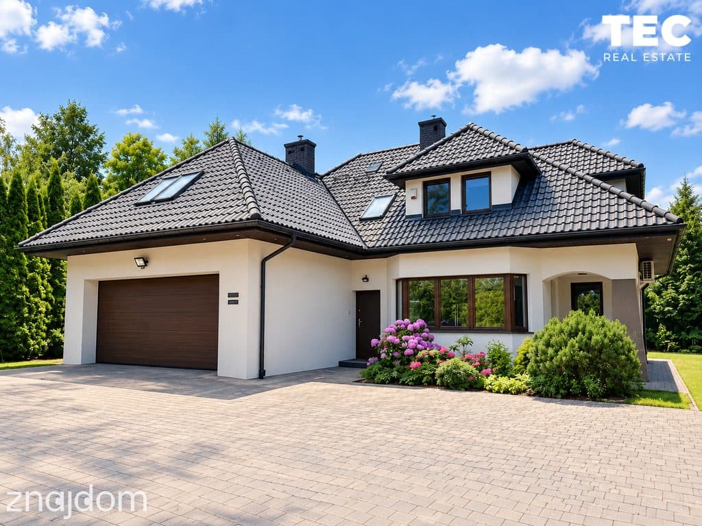 Dom wolnostojący na sprzedaż w Cholerzynie 215m2