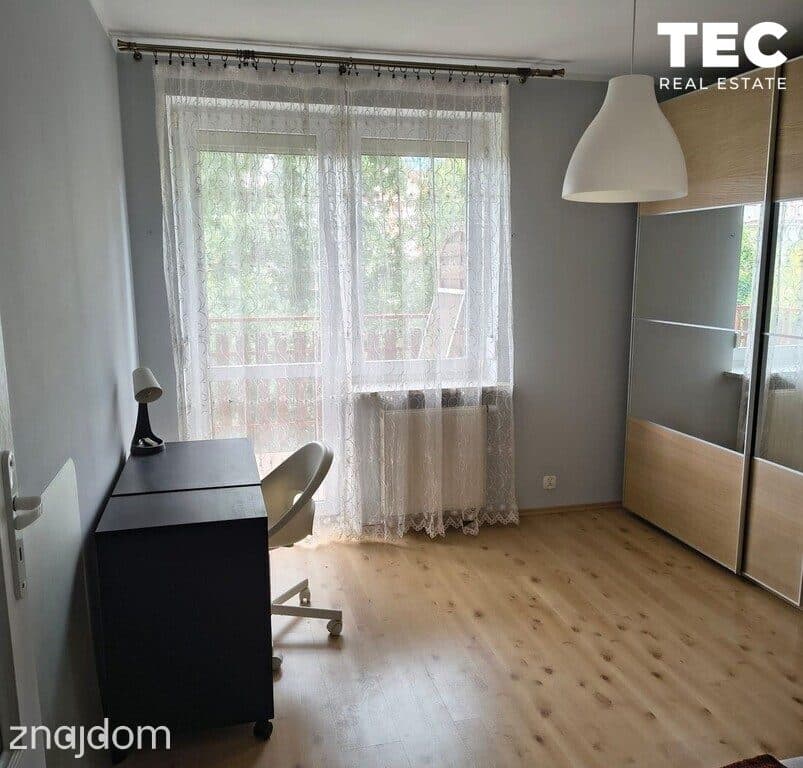 2 pokoje | Oddzielna kuchnia | Balkon