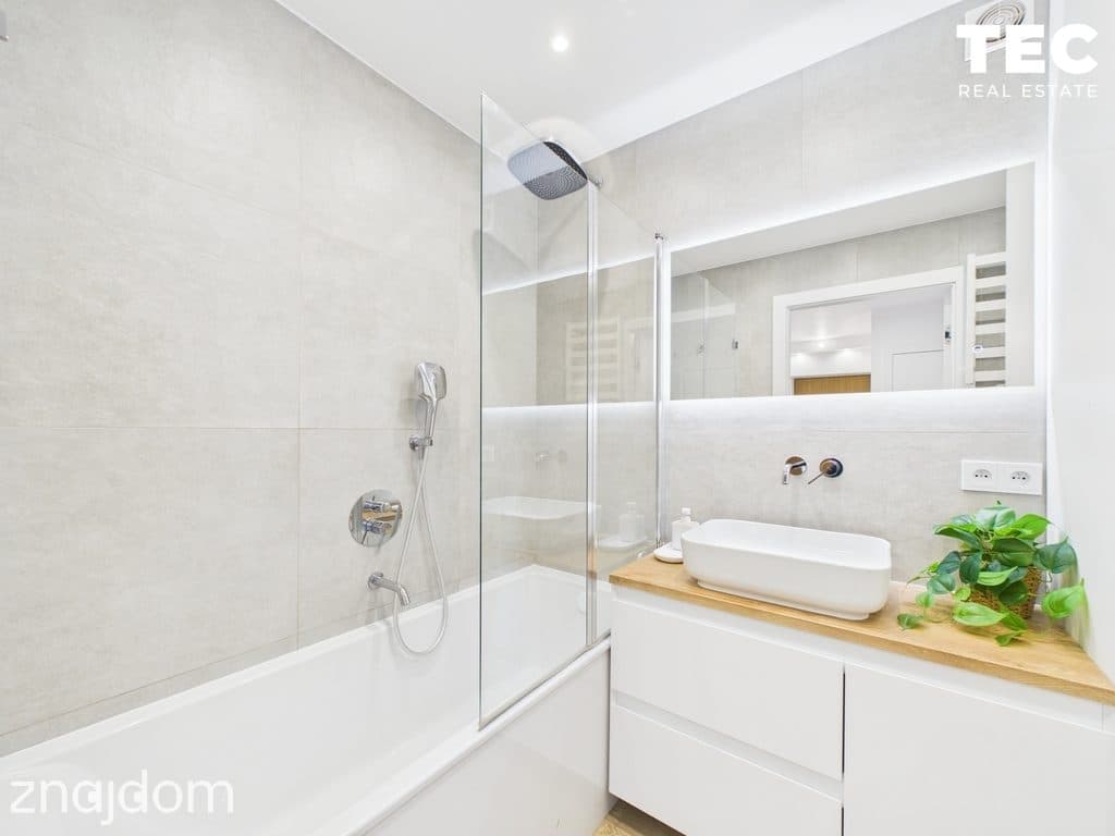 2-pok mieszkanie, oddzielna kuchnia, garderoba, duży balkon i piwnica! - zdjęcie 14
