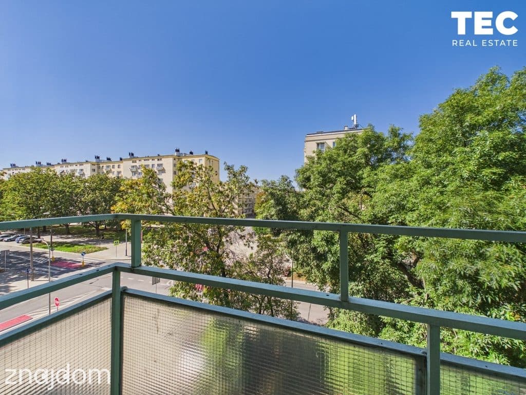 Kawalerka z balkonem obok Placu Centralnego! - zdjęcie 17