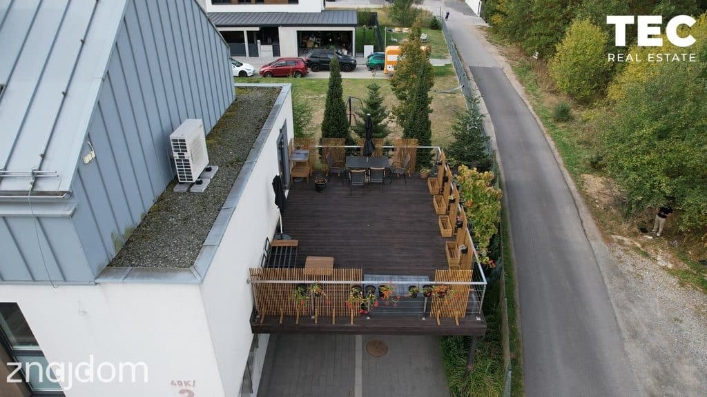 Dwupoziomowy apartament z ogrodem i dużym tarasem – Kraków, Bronowice - zdjęcie 14