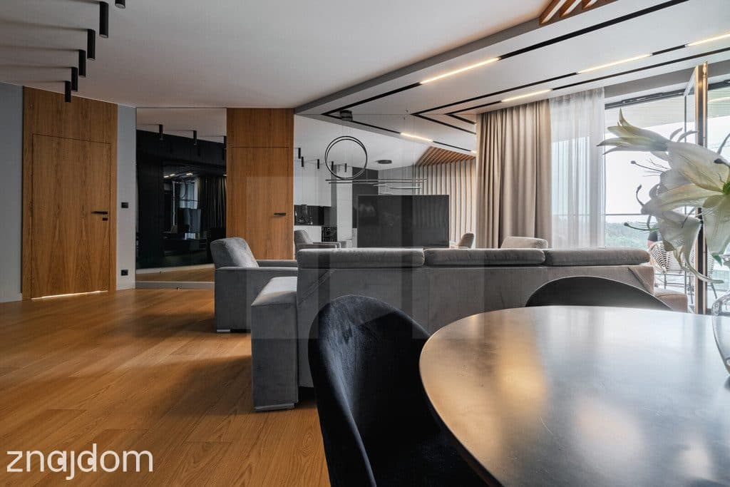Apartament na granicy Parku Reagana