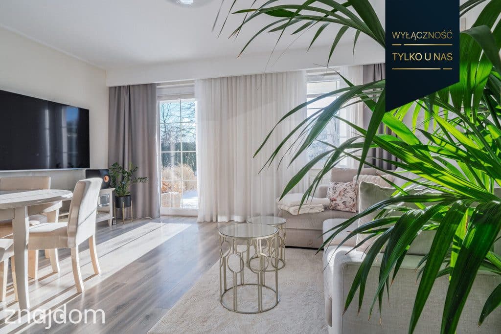 Apartament z ogrodem i basenem | Ogrody Tesoro - zdjęcie 2