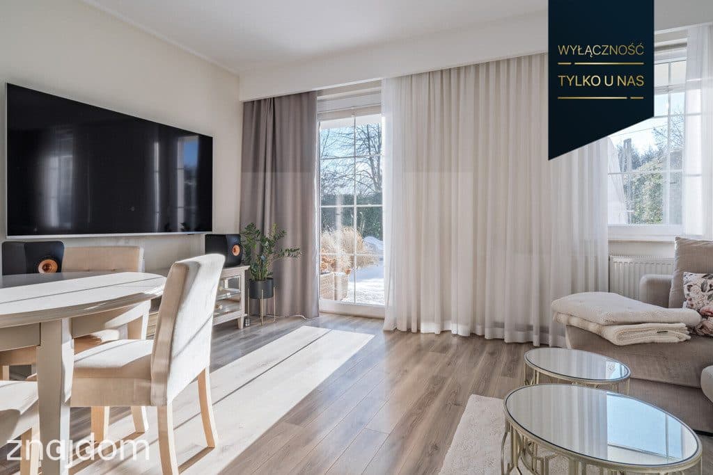 Apartament z ogrodem i basenem | Ogrody Tesoro - zdjęcie 3