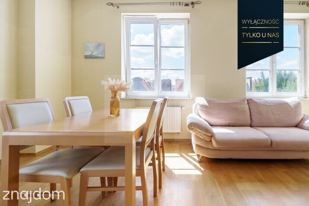 Apartament na Ogarnej z windą - Stare Miasto - zdjęcie 2