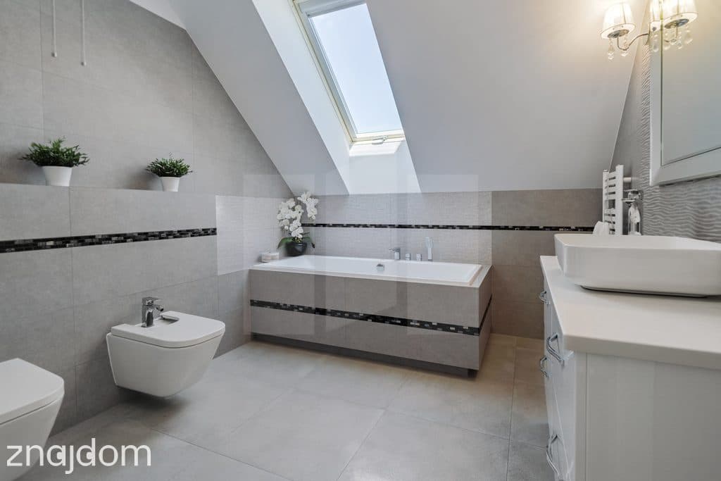 Zjawiskowy dom w Kielnie | 3200 m² zieleni - zdjęcie 14