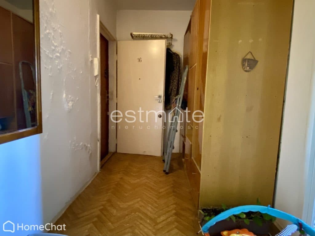 Rozkładowe 2 pokoje z balkonem do remontu
