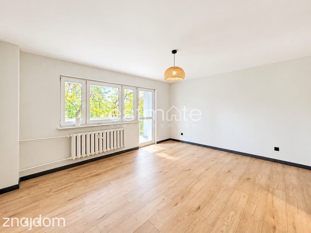 Kawalerka po generalnym remoncie | Balkon | Olechów - zdjęcie 4